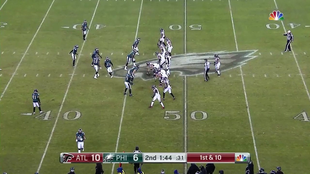 Philadelphia Eagles defensive end Fletcher Cox bears down on Atlanta