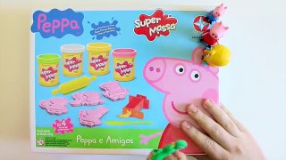 PEPPA PIG + GEORGE + REBECA E + SUZIE de MASSINHA ! - Pig Boss Toy