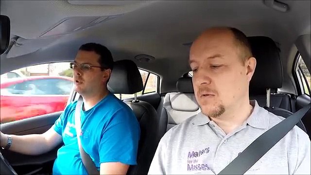 2017 Hyundai Ioniq hybrid VS 2017 Toyota Prius Hybrid