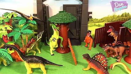 DINOSAUR ZOO ADVENTURE PLAYSET Learn Dinosaur Names Kids Takara Tomy Jurassic World