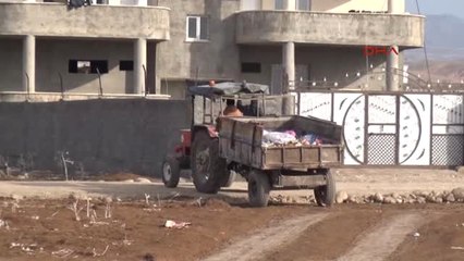 Şırnak-Silopi'de Ayakkabılarına Poşet Geçirip Dışarıya Çıkma Çilesi Sona Erdi