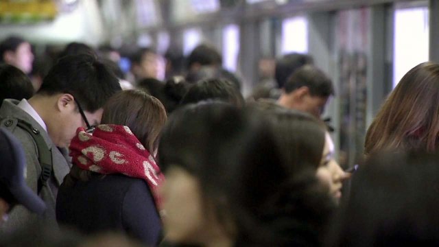 미세먼지 비상조치 발령...내일 차량 2부제· 출퇴근 대중교통 무료 / YTN