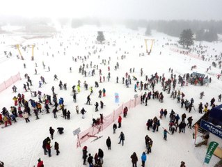 Kayak Merkezlerinde Adım Atacak Yer Kalmadı