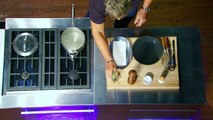 Gordon Ramsay Demonstrates How To Prepare The Perfect Poached Egg | TASTE OF FOX