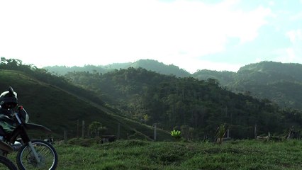Queda de helicóptero militar mata dez na Colômbia
