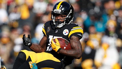 Rodgers climbs the ladder to grab high pass from Big Ben for 13 yards