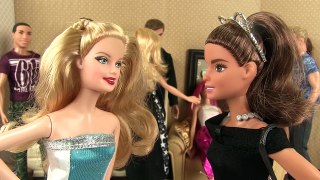 La Fête de Barbie Histoires de Poupées Adrien Marinette Chica Vampiro