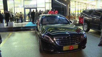 Cumhurbaşkanı Erdoğan, uğradığı bir tesiste akşam yemeği yiyerek, vatandaşlarla sohbet etti (2) - KIRIKKALE