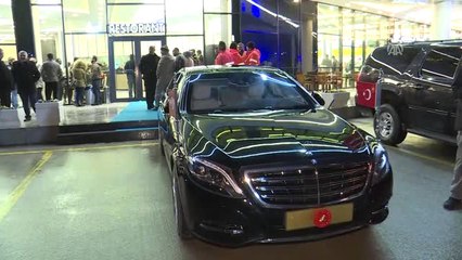 Cumhurbaşkanı Erdoğan, Uğradığı Bir Tesiste Akşam Yemeği Yiyerek, Vatandaşlarla Sohbet Etti (2)