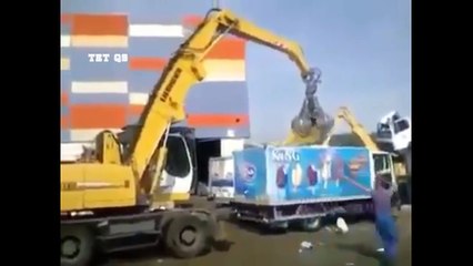 104.So Amazing Heavy Equipment Idiots Operator Fails & Crazy