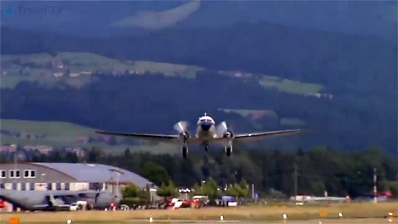 TOP 20 CROSSWIND LANDINGS - Dangerous landings in extreme wind conditions and storms