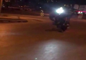 Motosikletle Tehlikeli Hareketler!