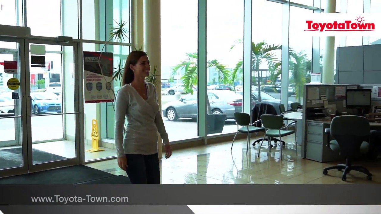 Certified Preowned Nissan Versa Note Versus Toyota Yaris - London, ON