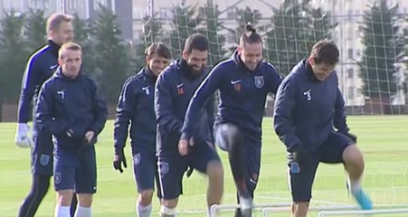 Arda Turan Yeni Takımıyla İlk İdmanına Çıktı