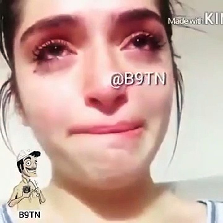 Bechari Larki Ko Ishq Ka Rog -