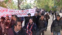 - Tunus'da 12 Partili Muhalif Halk Cephesi Yürüyüş Yaptı- Gece Göstericilerle Polis Çatıştı