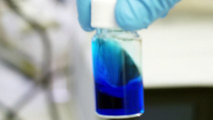 IKEA demande aux femmes d'uriner sur une pub pour avoir une réduction !