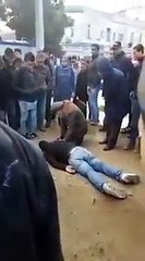 بنزرت : في حديقة عموميّة وأمام الناس، فتاة تعتدي على شاب بآلة حادّة وتفرّ