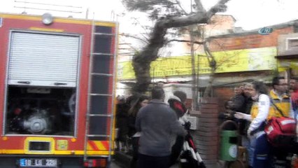 Yangın bir aileyi yok ediyordu: 5 kişi hastaneye kaldırıldı