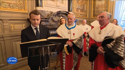 Magistrats du parquet : Macron prêt à modifier la Constitution pour rendre obligatoire l’avis conforme du conseil supérieur de la magistrature