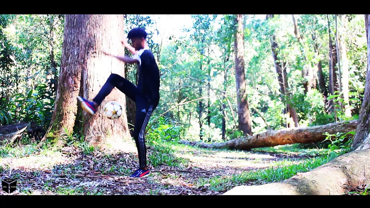 BEST FOOT FREESTYLE IN THE WORLD