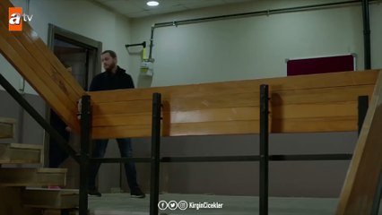 Cemre’yi merak eden Tuna! - Kırgın Çiçekler 105.Bölüm