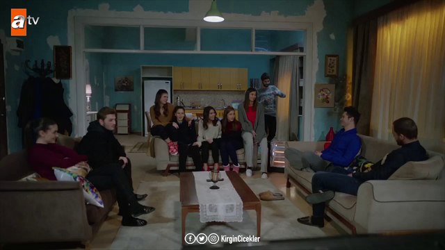 Eylül evine geri dönüyor! - Kırgın Çiçekler 105.Bölüm