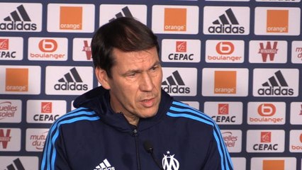 21e j. - Garcia : "Bedimo a toujours été professionnel"