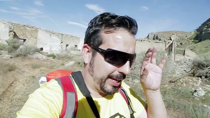 VISITAMOS PUEBLO ABANDONADO Y VEMOS UN SER EXTRAÑO + buscamos un tesoro GEOCACHING