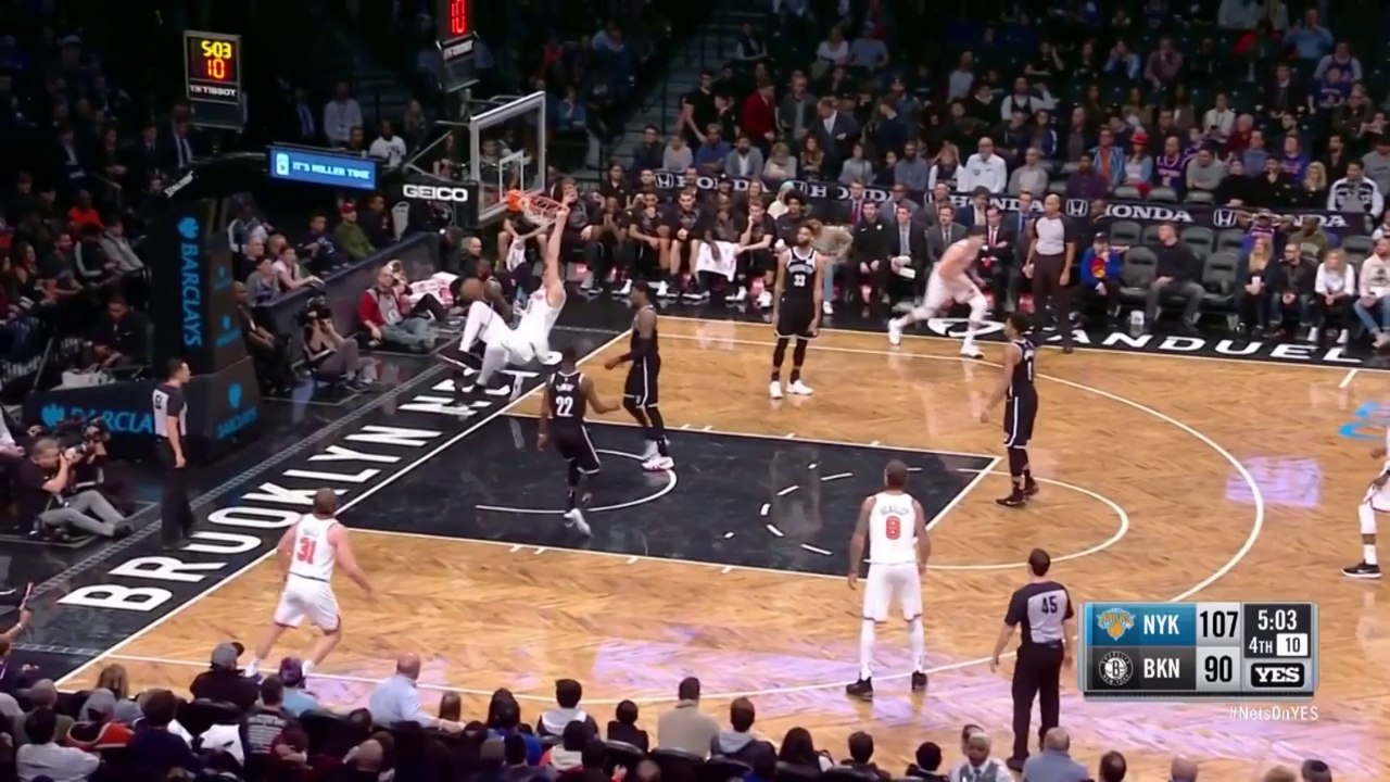 Porzingis' IMPRESSIVE Dunk - January 15, 2017