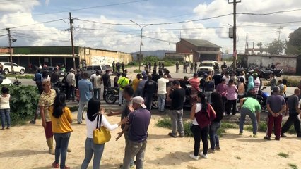 Muertos y detenidos en cerco contra piloto rebelde venezolano