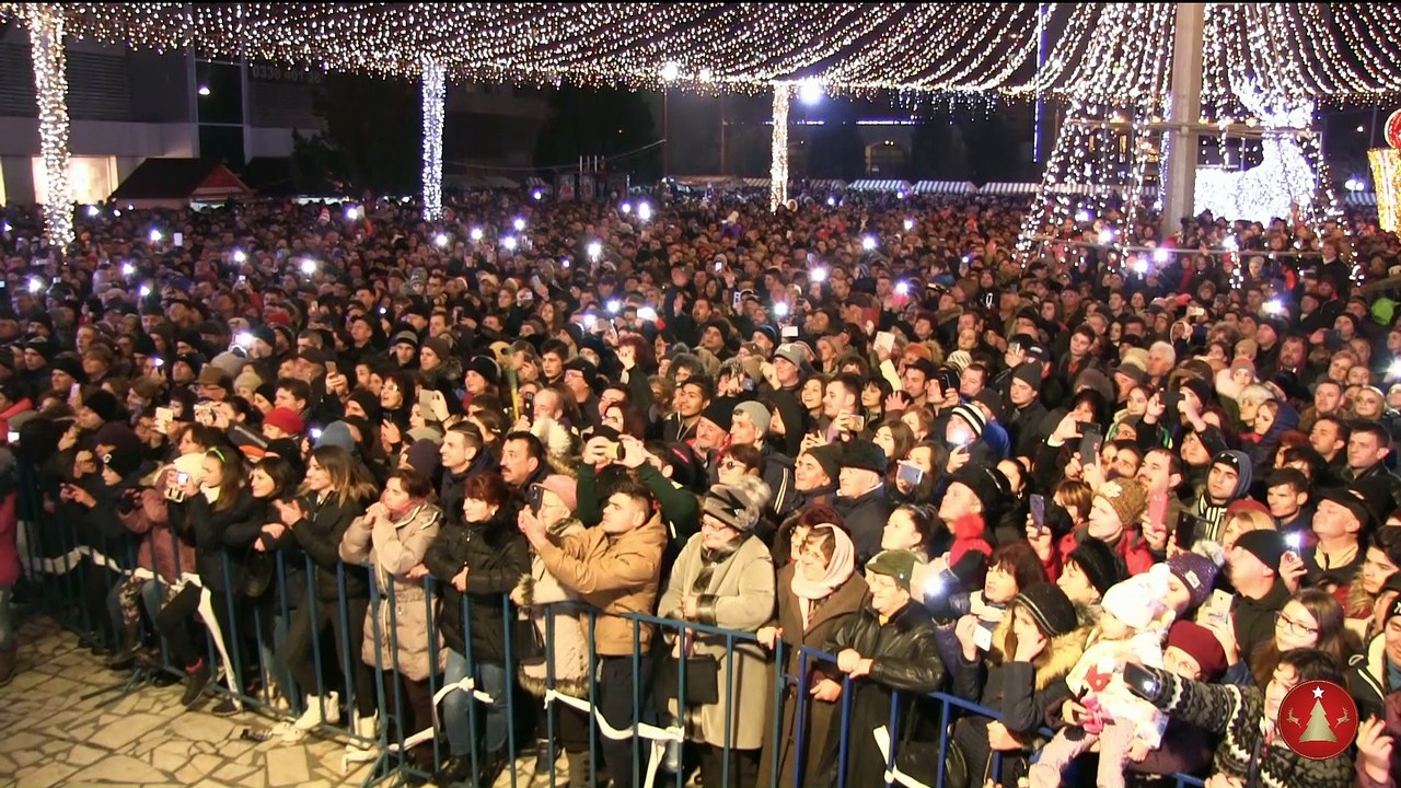 ANDRA - Niciodata sa nu spui niciodata @ Revelion 2018 | Piata Dacia | 1.01.2018