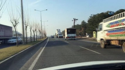 Damperi açık çöp kamyonunu görenler neye uğradığını şaşırdı