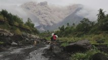 Volcano Mayon spews lava as large eruption looms in Philippines