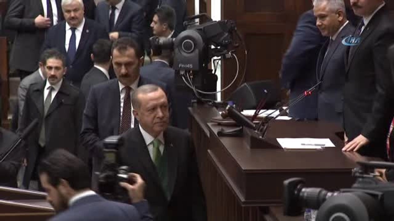 Cumhurbaşkanı Erdoğan: "Bizdeki Ana Muhalefet, Yüzde 25'i Çantada Keklik Bilerek Marjinalleşiyor.