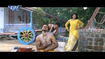 साथ में नहाईब-Bhojpuri Filmy Scenes