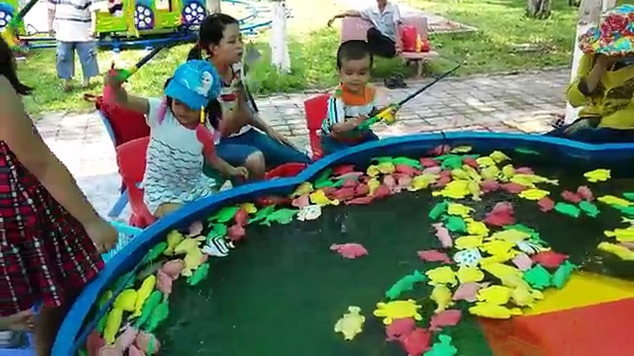 Fishing Videos for Kids | Fishing Videos for Children | Kids Fishing