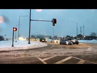 RAW: Freezing rain and sleet hits Chicago roadways