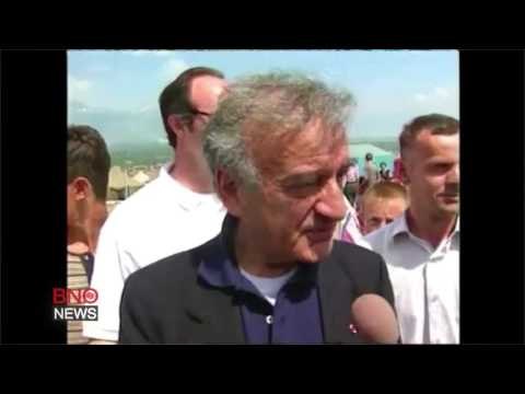 Holocaust survivor and author Elie Wiesel dead at 87