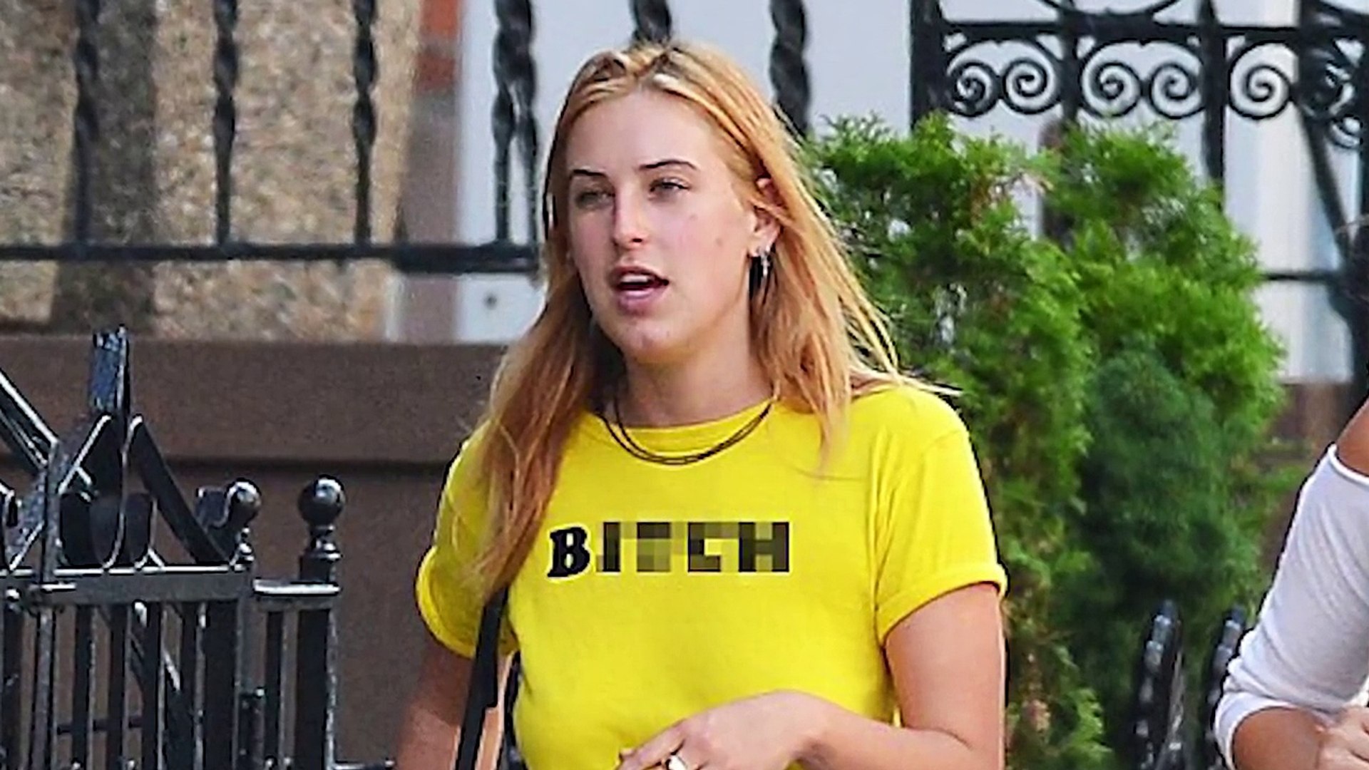 10 Famous Celebrity KIDS Who Grew Up NOT So Innocent