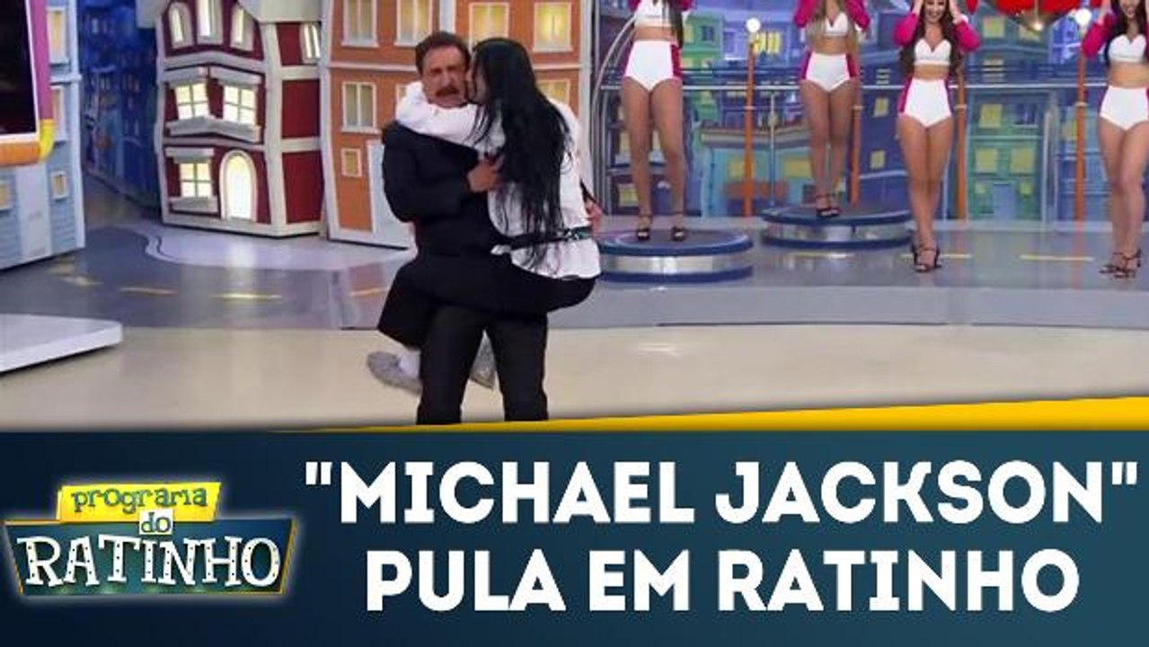 Michael Jackson pula em Ratinho