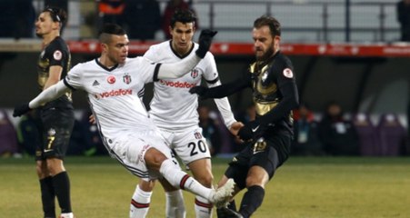 Beşiktaş'ın Portekizli Yıldızı Pepe Osmanlıspor Maçında Sakatlandı