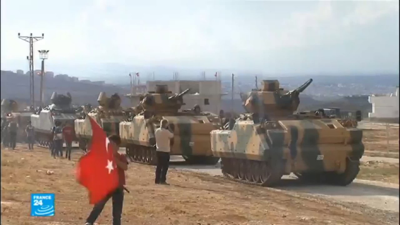 تركيا تنشر دباباتها في محيط بلدة عفرين السورية