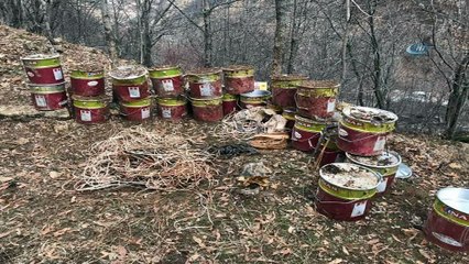 Tunceli'de 26 teneke amonyumnitrat ve patlayıcı ele geçirildi