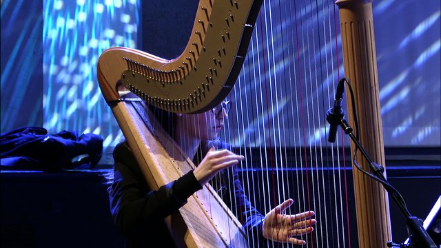 Les Parapluies de Cherbourg | Qu'est-ce que tu as Geneviève ? Rien, je suis fatiguée. par Jasmine Roy, Camille Nicolas, chants
