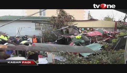 Helikopter Jatuh Timpa Rumah Warga, Satu Orang Tewas