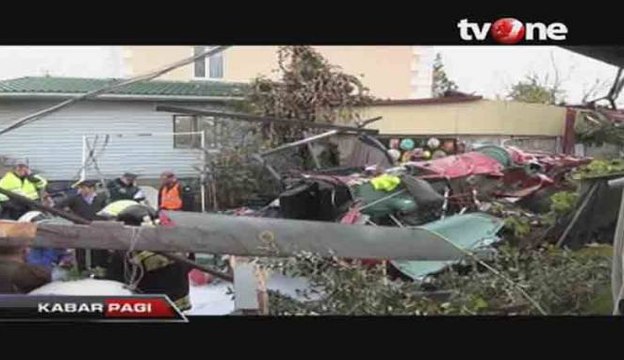 Helikopter Jatuh Timpa Rumah Warga, Satu Orang Tewas