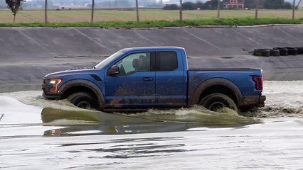 Ford Raptor Off Road