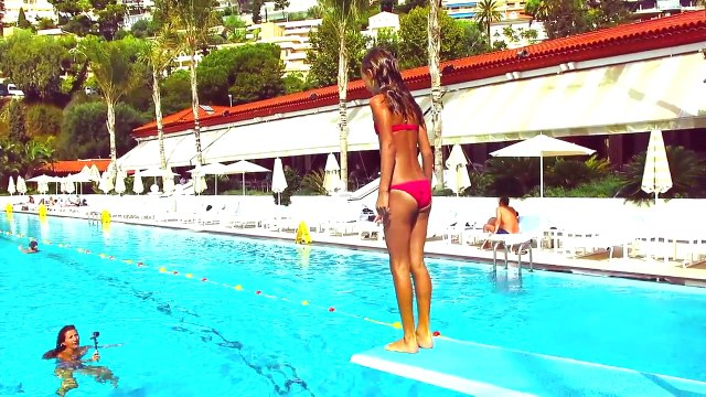 Carla Underwater - Diving and swimming underwater in Huge pool