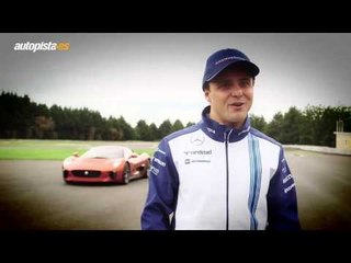 Felipe Massa, al volante del Jaguar C-X75 de James Bond